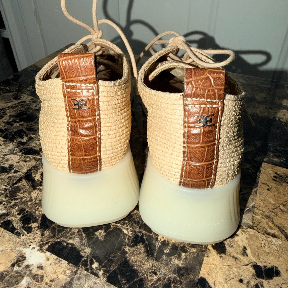 Sam Edelman Beige Woven Lace-Up Sneakers 6.5 Womens - Picture 3 of 5